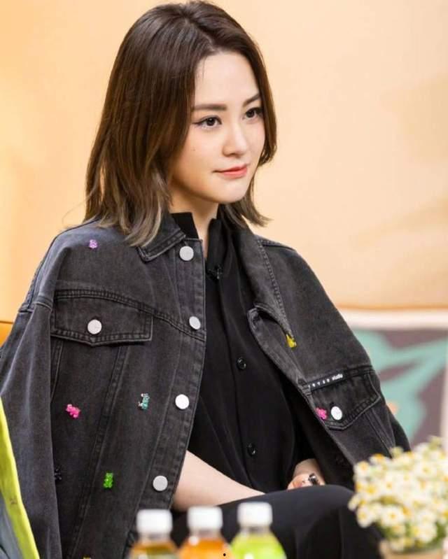 娱乐吃瓜女艺人吵架,吃瓜女艺人上演激烈争吵大戏